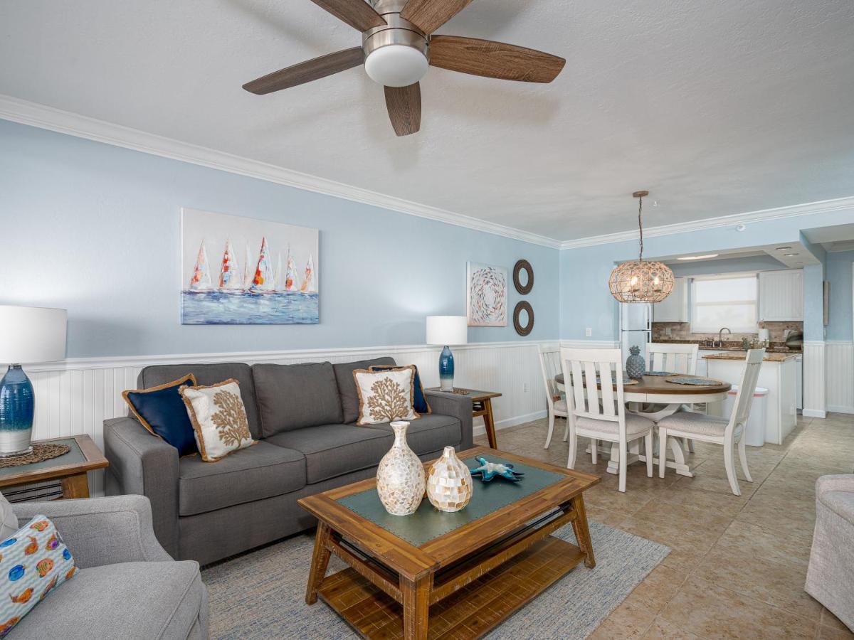 Welcome To Beach Villa'S # 202 Vacation Rental - 250 Estero Blvd Condo Fort Myers Beach Exteriör bild